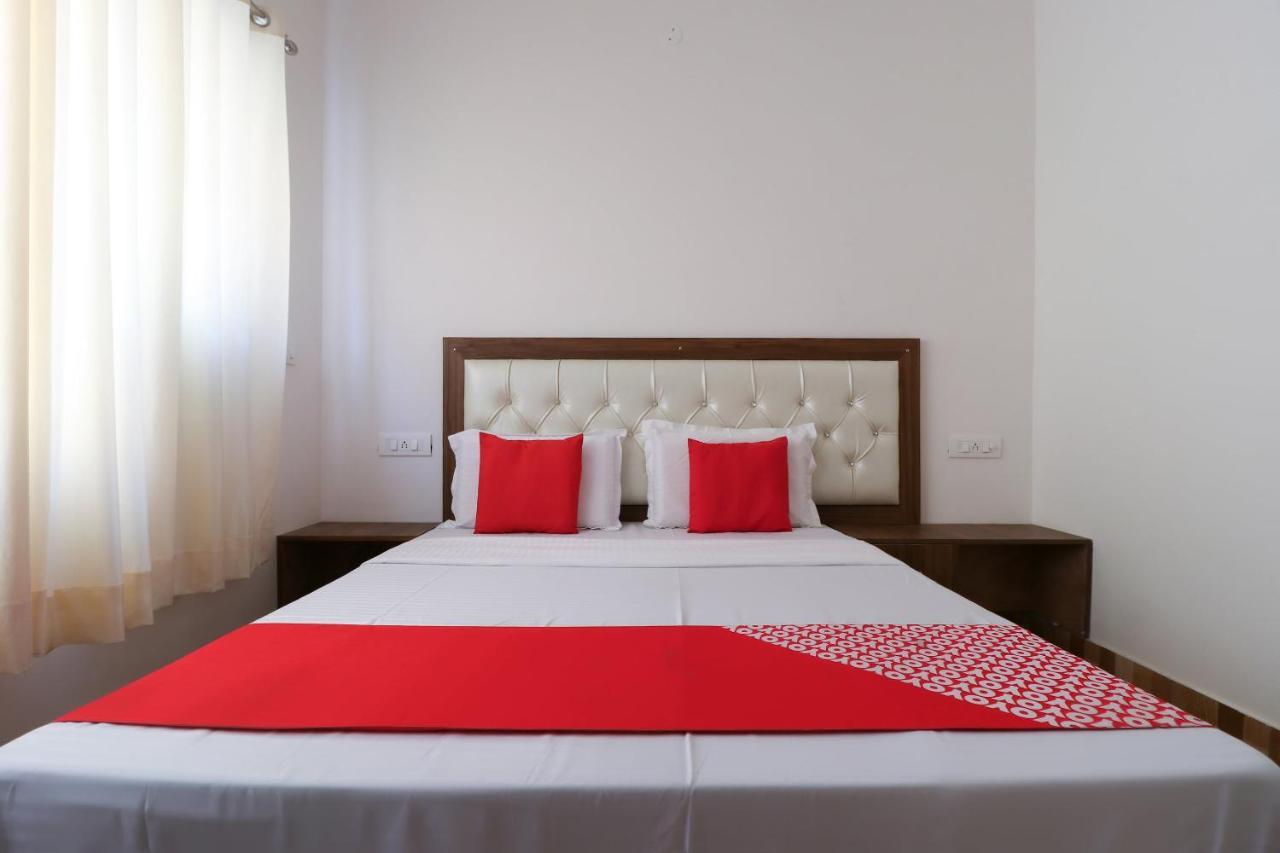Oyo 64004 Hotel Kartar Zirakpur Dış mekan fotoğraf