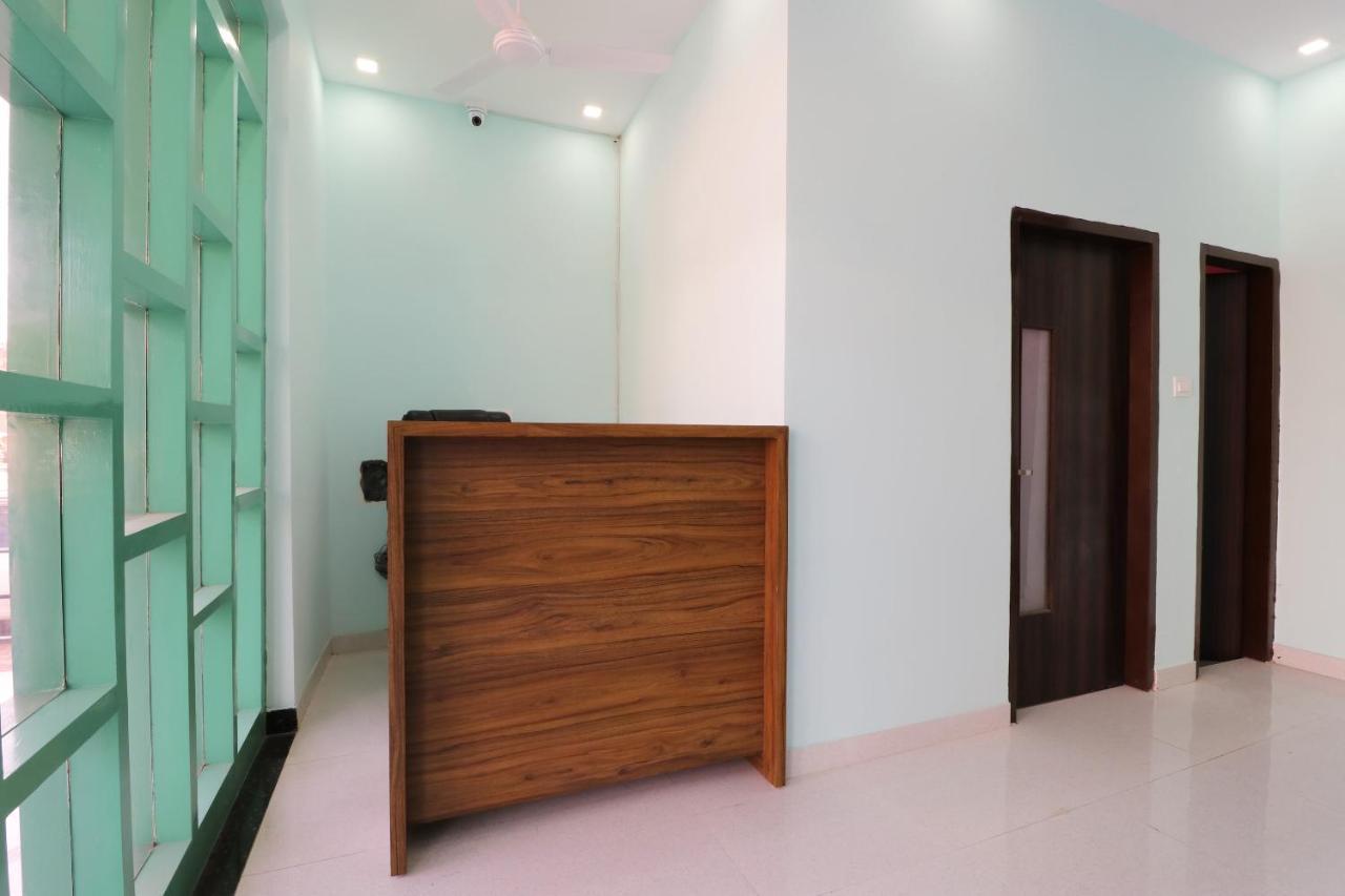 Oyo 64004 Hotel Kartar Zirakpur Dış mekan fotoğraf