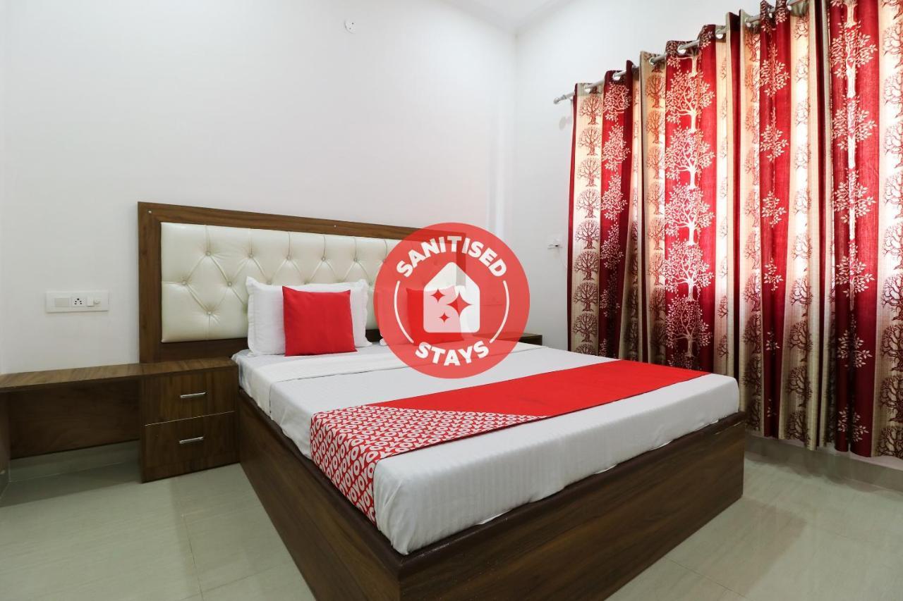Oyo 64004 Hotel Kartar Zirakpur Dış mekan fotoğraf